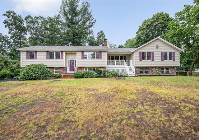 Photo 1 of Sale Pending at 7 Draper Dr, Wilmington, MA 01887 | MLS# 73559454 | Listing updated on 2026-09-16