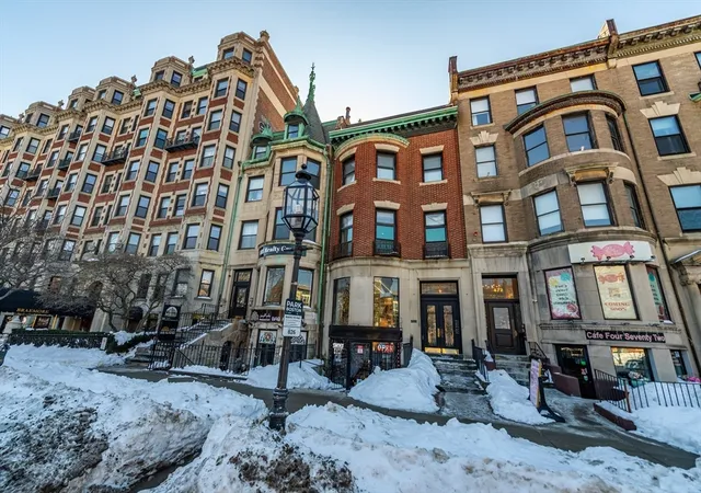 Photo 2 of Sale Pending at 470 Commonwealth Ave, Boston, MA 02215 | MLS# 73482123 | Listing updated on 2026-08-11