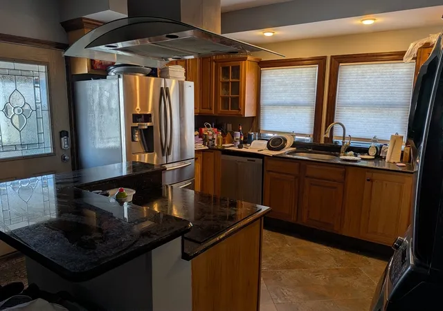 Photo 3 of Multi family home for sale at 7 Willis Ave, Winthrop, MA 02152 | MLS# 73508827 | Listing updated on 2026-09-15