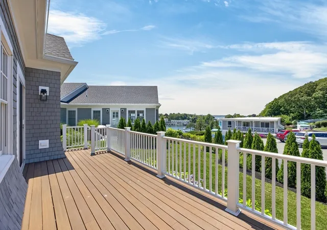 5th image of 533 Woods Hole Road #B101, Woods Hole, MA 02543 | MLS# 73555686