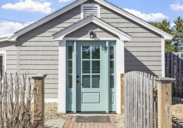 Photo 2 of Sale Pending at 270 Northern Blvd, Newburyport, MA 01950 | MLS# 73499418 | Listing updated on 2026-09-10