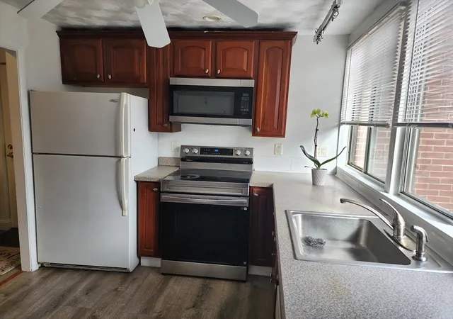 Photo 4 of Sale Pending at 3 Longwood Dr #107, Andover, MA 01810 | MLS# 73489321 | Listing updated on 2026-09-29