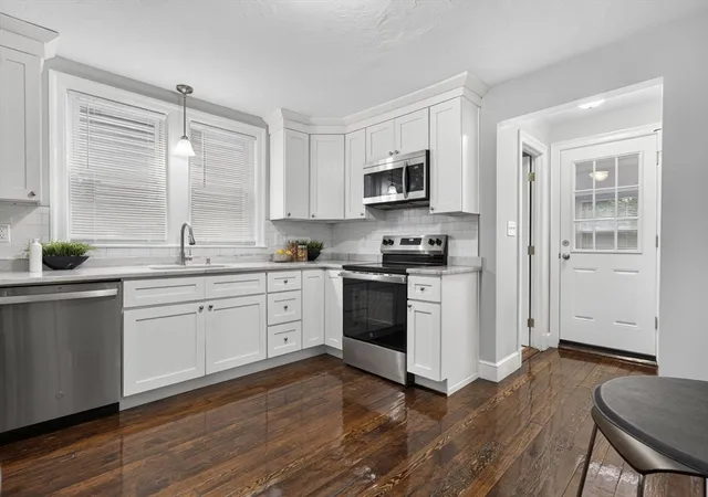 4th image of 89 S Quinsigamond Ave, Shrewsbury, MA 01545 | MLS# 73554203