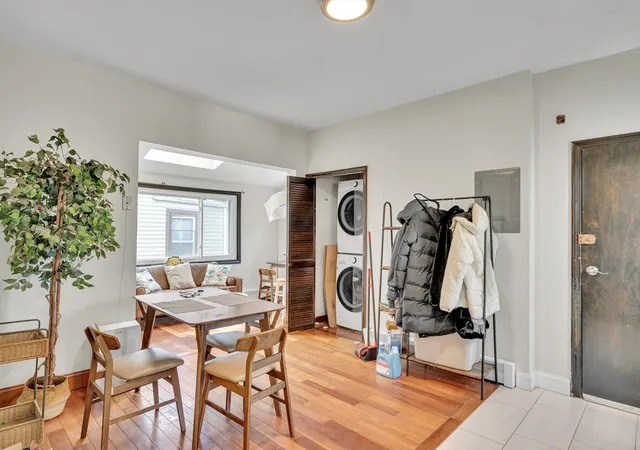 4th image of 34 Summer St, Somerville, MA 02143 | MLS# 73561000