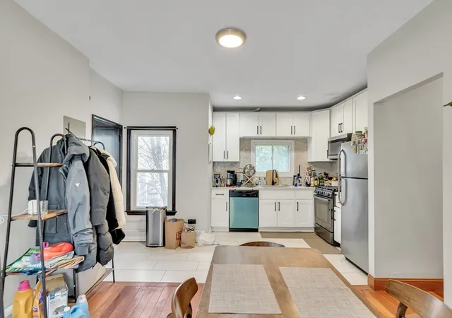 5th image of 34 Summer St, Somerville, MA 02143 | MLS# 73561000
