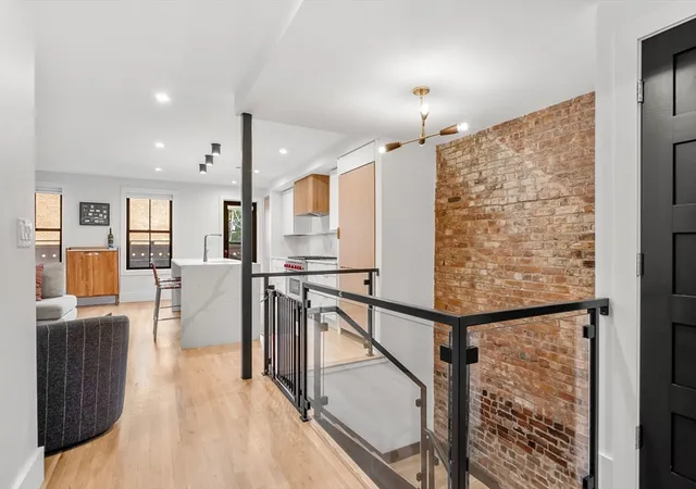 Listing Photo 4 - Condo for sale in building located at 680 Tremont St, Boston, MA 02118 - Unit #1