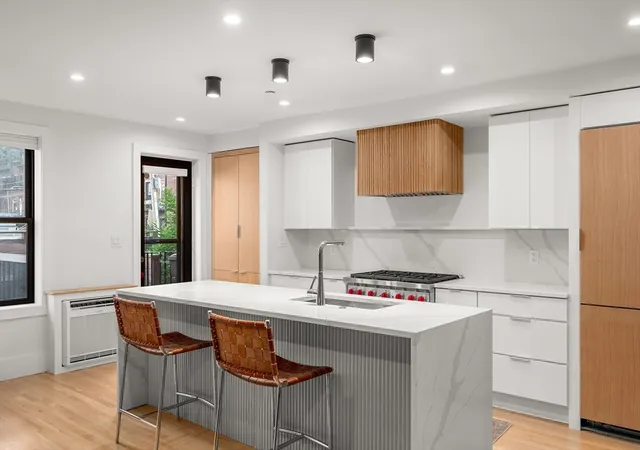 Listing Photo 5 - Condo for sale in building located at 680 Tremont St, Boston, MA 02118 - Unit #1