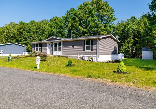 Homes for sale in Athol, MA | 164 Robert Dr, Athol, MA 01331 | MLS# 73527512