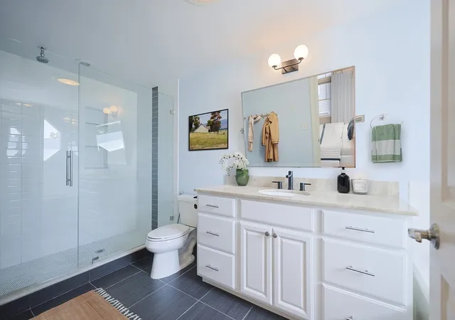 Photo 4 of Sale Pending at 105 Watertown St #105, Watertown, MA 02472 | MLS# 73419798 | Listing updated on 2025-09-25