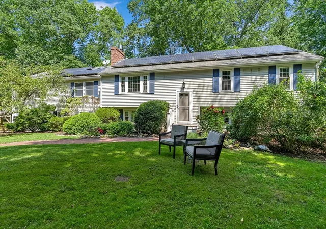 1st image of 29 Pratt Road, Scituate, MA 02066 | MLS# 73568330