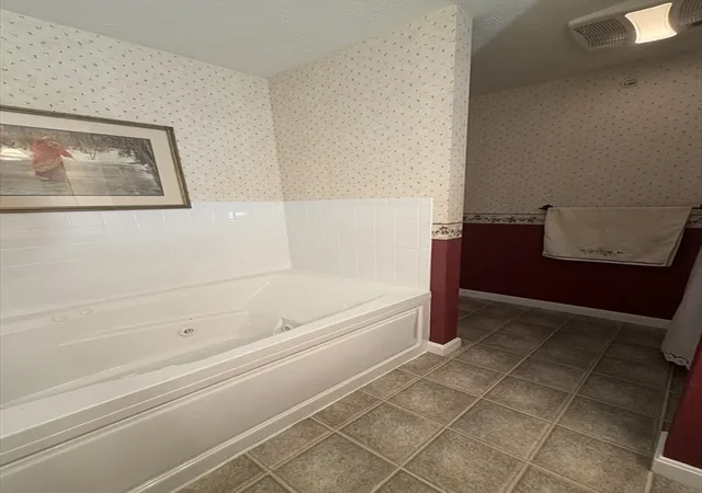 21st image of 127 Caspian Way #0, Fitchburg, MA 01420 | MLS# 73540498