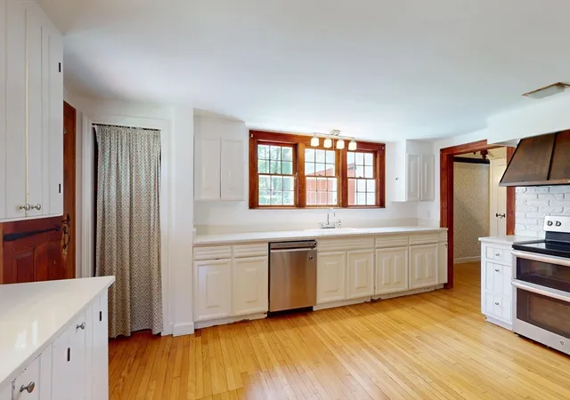 Photo 4 of Single family home for sale at 661 Bernardston Rd, Greenfield, MA 01301 | MLS# 73568794 | Listing updated on 2026-08-30