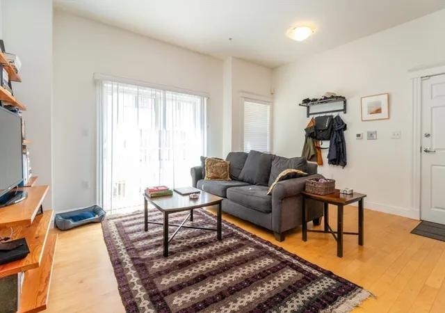 Listing Photo 5 - Condo for sale in building located at 69 Bolton St, Cambridge, MA 02140 - Unit #101