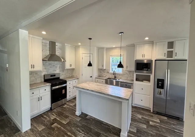 Photo 1 of Single family home for sale at 3 Rose Ln, Sturbridge, MA 01566 | MLS# 73564088 | Listing updated on 2026-08-19
