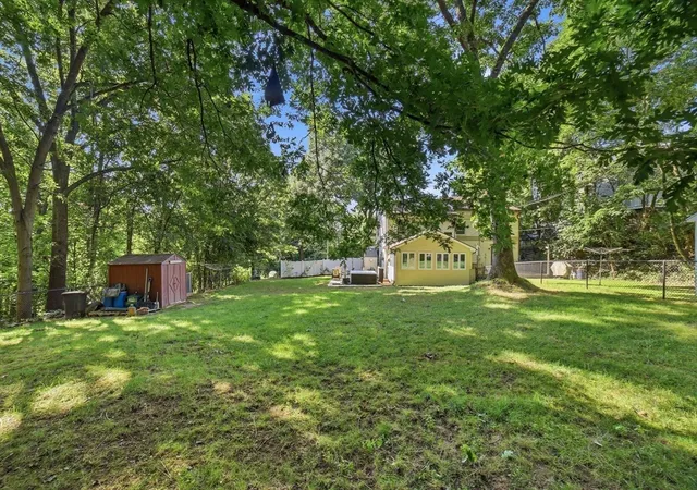 42nd image of 31 A Belcourt Rd, Worcester, MA 01605 | MLS# 73567850