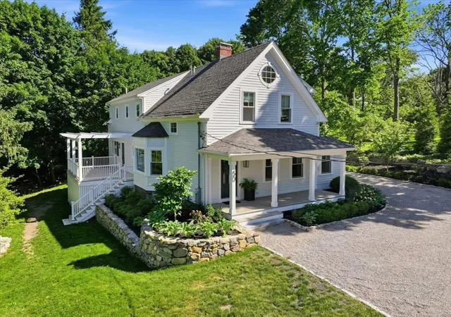 Homes for sale in Cohasset, MA | 50 Pond Street, Cohasset, MA 02025 | MLS# 73531679