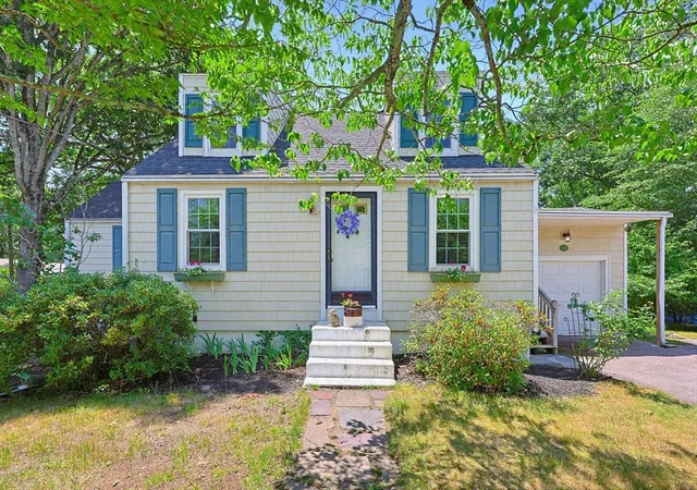 Homes for sale in North Attleboro, MA | 58 Johnson St, North Attleboro, MA 02760 | MLS# 73546734