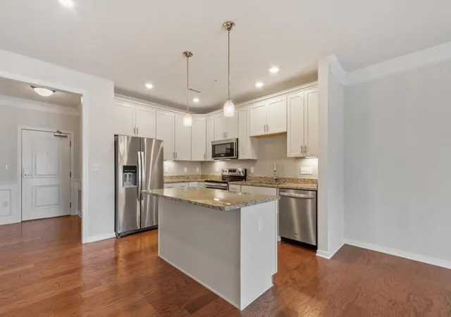 2nd image of 2 Francis Dr #203, Andover, MA 01810 | MLS# 73553588