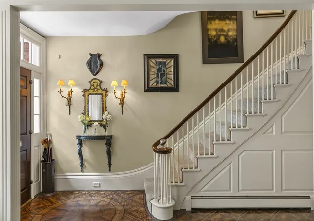 Photo 3 of Single family home for sale at 52 Pinckney St, Boston, MA 02114 | MLS# 73511019 | Listing updated on 2026-05-10