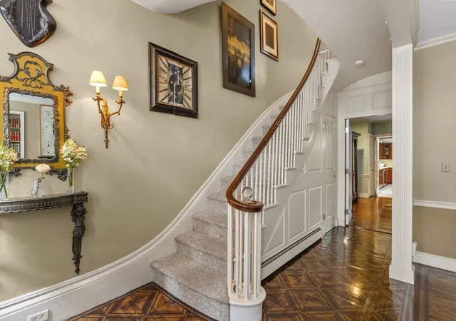 Photo 4 of Single family home for sale at 52 Pinckney St, Boston, MA 02114 | MLS# 73511019 | Listing updated on 2026-05-10