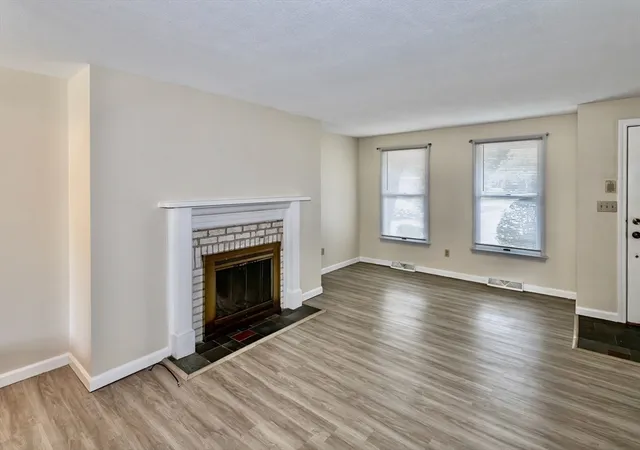 2nd image of 3 Mansion Woods Dr #G, Agawam, MA 01001 | MLS# 73562645