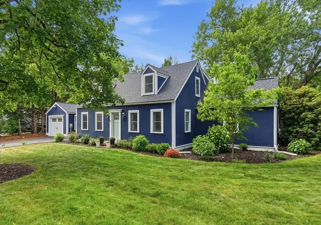 Photo 2 of Sale Pending at 16 Lincoln Ave, Plainville, MA 02762 | MLS# 73562304 | Listing updated on 2026-08-19