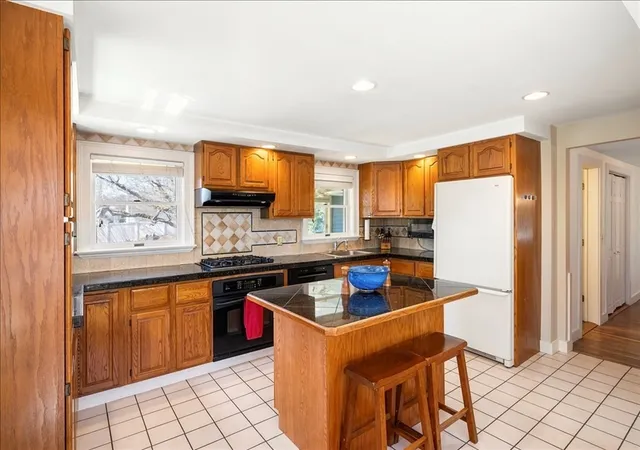4th image of 10 Second Street, Natick, MA 01760 | MLS# 73502616