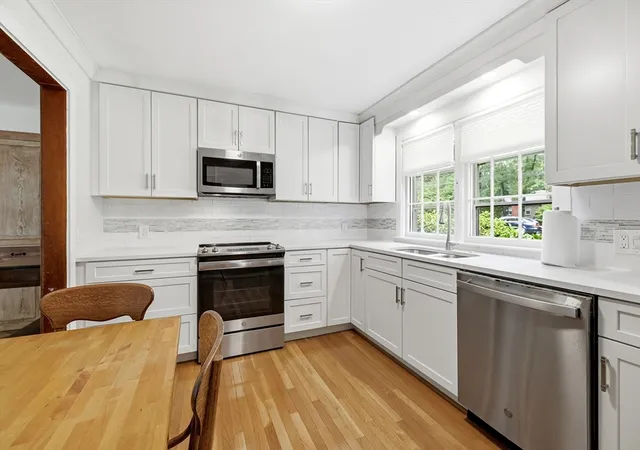 Photo 3 of Single family home for sale at 18 Red Gate Ln, Amherst, MA 01002 | MLS# 73557459 | Listing updated on 2026-09-18