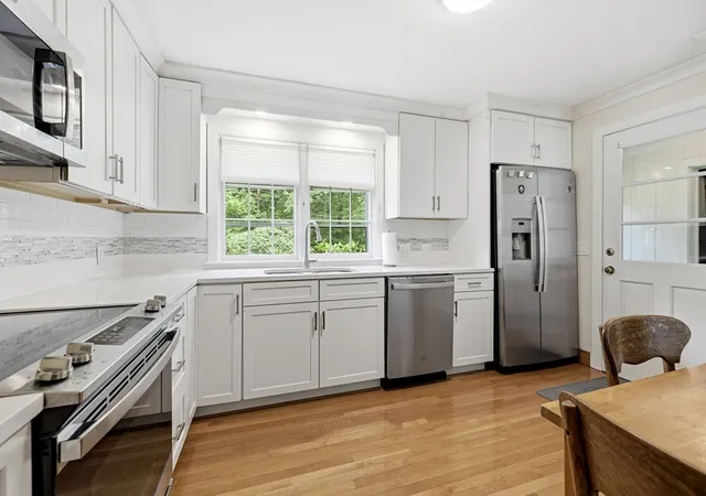 Photo 3 of Single family home for sale at 18 Red Gate Ln, Amherst, MA 01002 | MLS# 73557459 | Listing updated on 2026-09-18