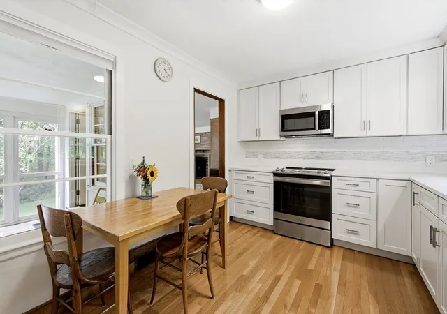 Photo 4 of Single family home for sale at 18 Red Gate Ln, Amherst, MA 01002 | MLS# 73557459 | Listing updated on 2026-09-18