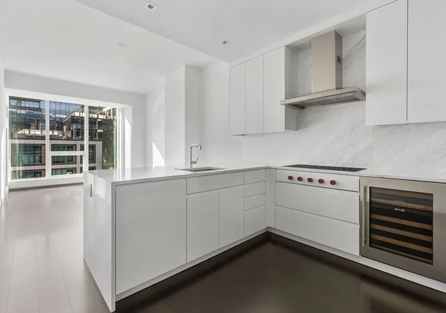 Homes for sale in Boston, MA | 150 Seaport Blvd #19G, Boston, MA 02210 | MLS# 73514722
