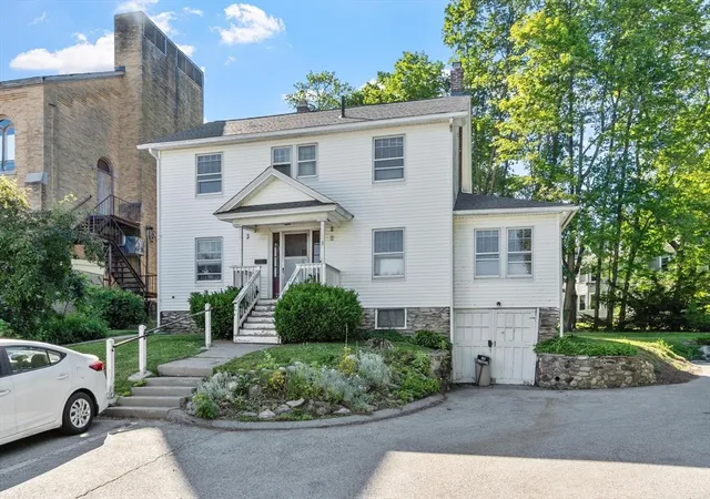 5th image of 3 Ureco Ter Portfolio, Worcester, MA 01602 | MLS# 73546527