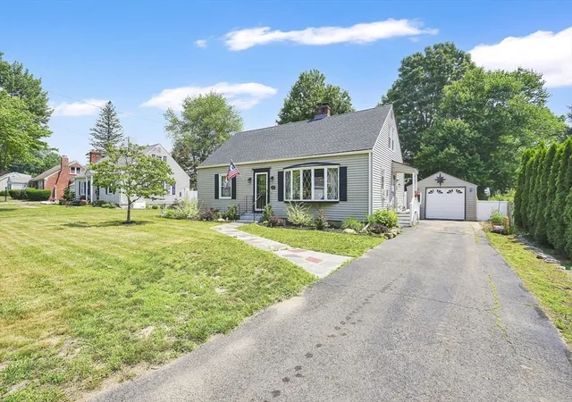 Homes for sale in East Longmeadow, MA | 17 Day Ave, East Longmeadow, MA 01028 | MLS# 73545319