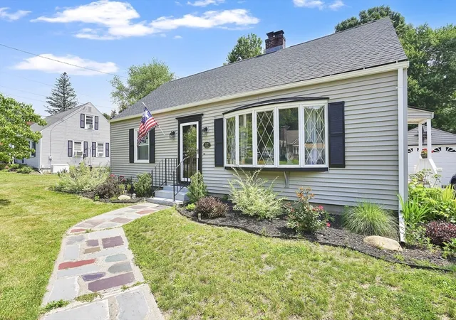 Homes for sale in East Longmeadow, MA | 17 Day Ave, East Longmeadow, MA 01028 | MLS# 73545319