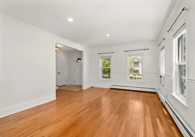 5th image of 81 Brook Rd, Weston, MA 02493 | MLS# 73530836