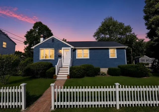 Homes for sale in Holbrook, MA | 3 Rindone St, Holbrook, MA 02343 | MLS# 73537124