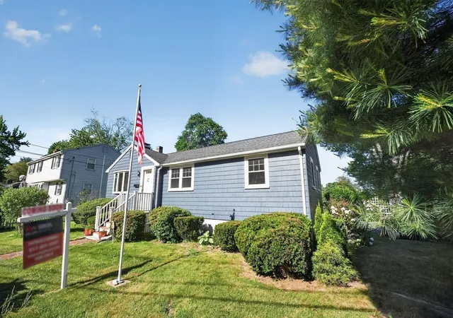 Homes for sale in Holbrook, MA | 3 Rindone St, Holbrook, MA 02343 | MLS# 73537124