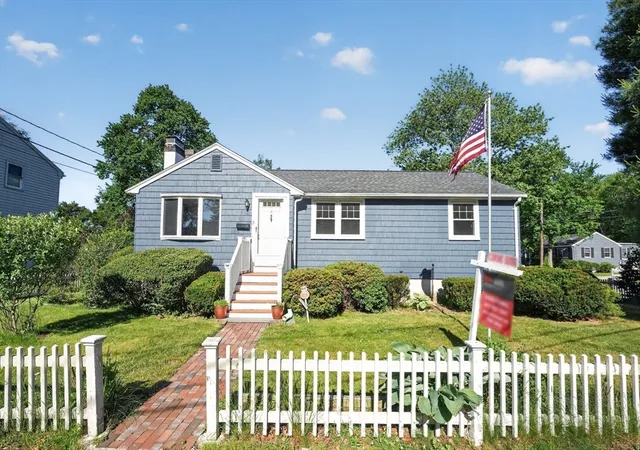 Homes for sale in Holbrook, MA | 3 Rindone St, Holbrook, MA 02343 | MLS# 73537124
