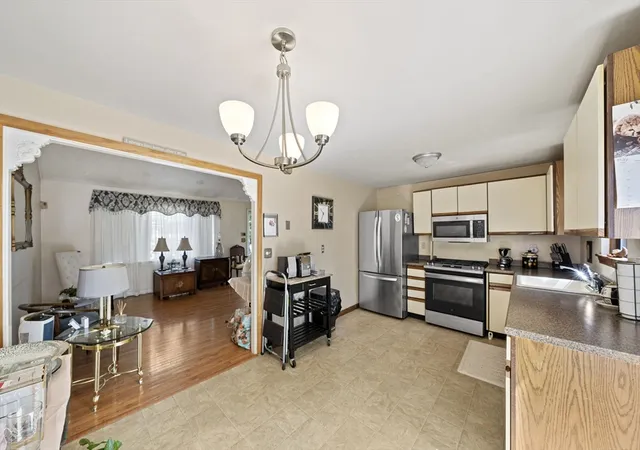 Photo 3 of Sale Pending at 16 Lexington Dr, Hyannis, MA 02601 | MLS# 73539953 | Listing updated on 2026-08-17