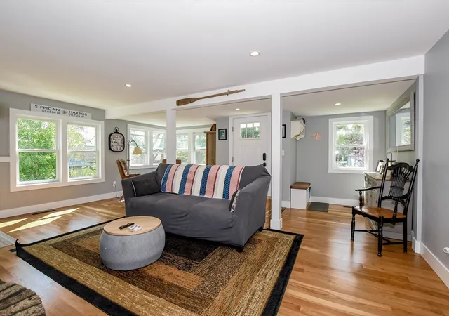 4th image of 9 Quelle Lane, Marion, MA 02738 | MLS# 73526081