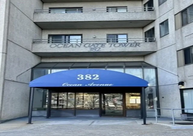 2nd image of 382 Ocean Ave #407, Revere, MA 02151 | MLS# 73561284