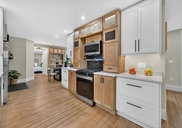 5th image of 162 High St #A, Danvers, MA 01923 | MLS# 73550621