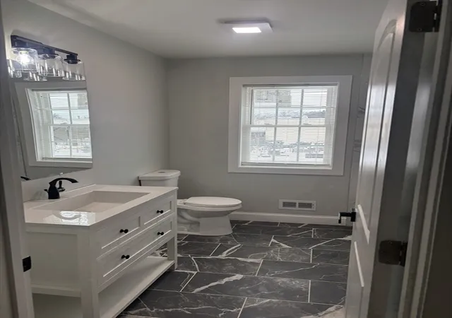 30th image of 106 Almira, Springfield, MA 01119 | MLS# 73476662