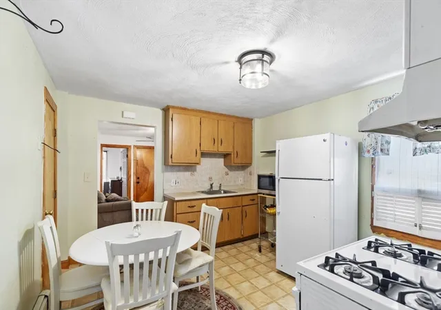 Homes for sale in Everett, MA | 59 Woodville St, Everett, MA 02149 | MLS# 73513543