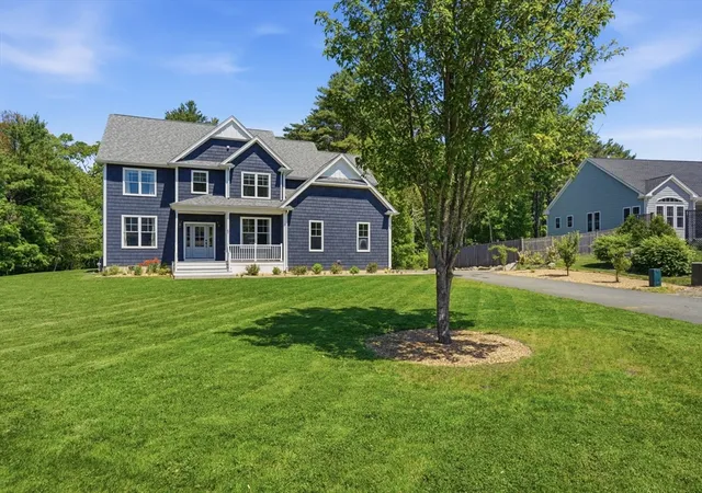 3rd image of 1 Park Ln, Mattapoisett, MA 02739 | MLS# 73533492