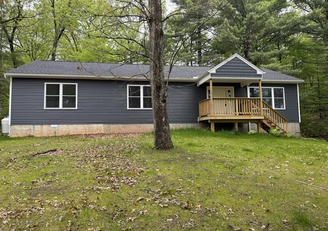 Homes for sale in East Longmeadow, MA | 132 Kibbe Rd, East Longmeadow, MA 01028 | MLS# 73524984