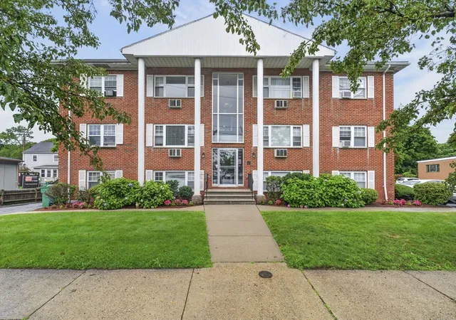 Photo 1 of Sale Pending at 924 Main St #23, Woburn, MA 01801 | MLS# 73560231 | Listing updated on 2026-08-26