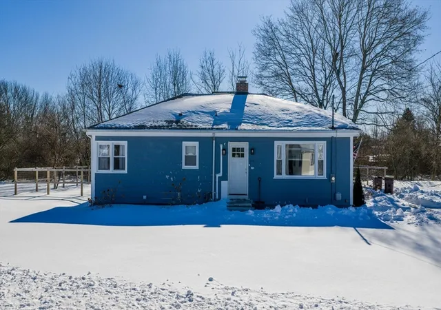 1st image of 112 Lawson Ave, Acushnet, MA 02743 | MLS# 73474339