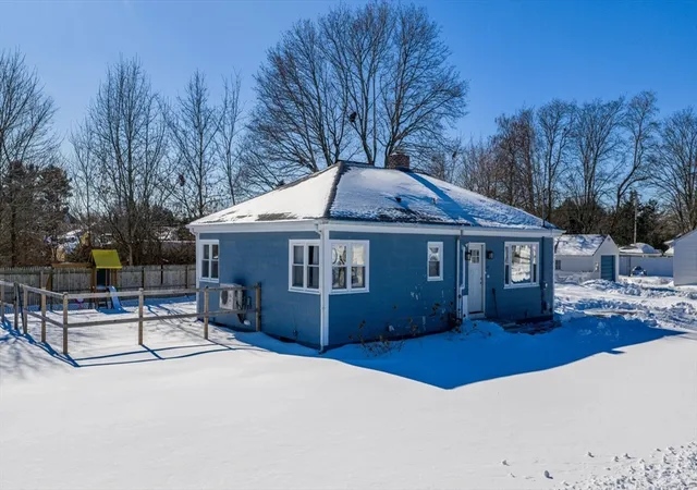 2nd image of 112 Lawson Ave, Acushnet, MA 02743 | MLS# 73474339