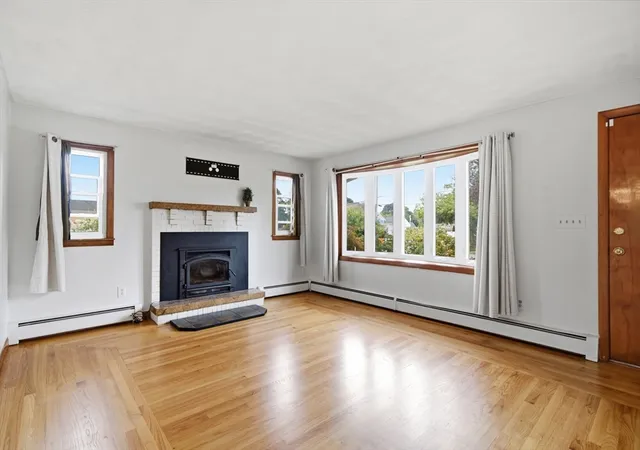 3rd image of 205 Central Ave, Seekonk, MA 02771 | MLS# 73561756